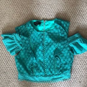 Bebe size 2 cold shoulder top